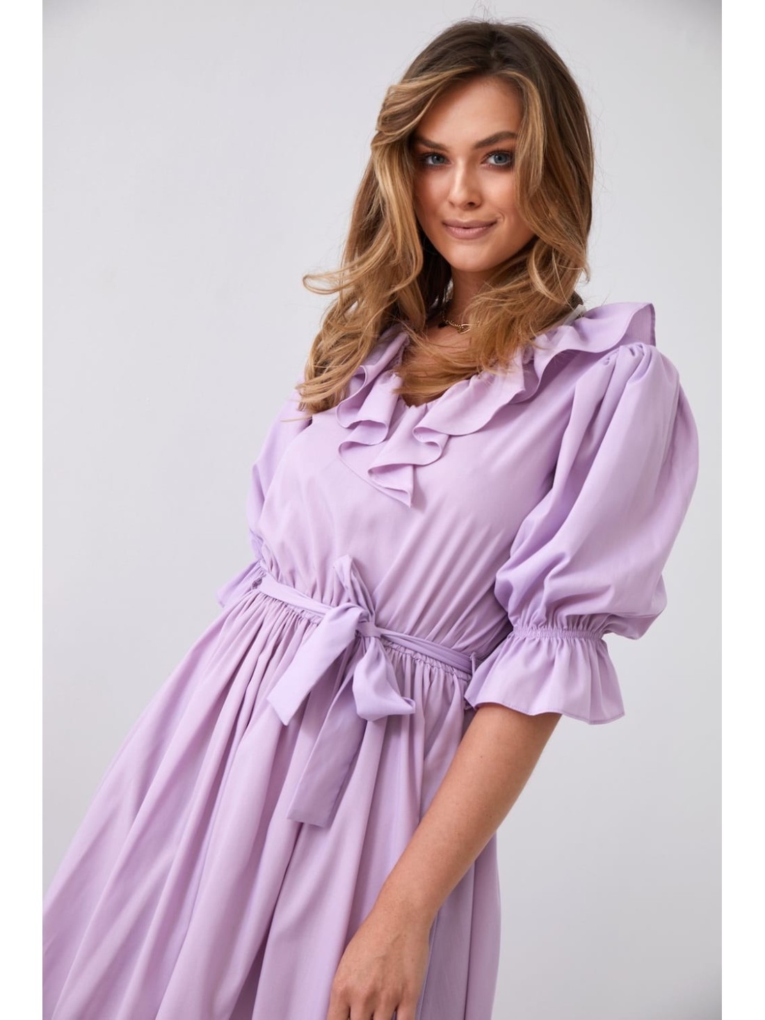 Rochie subtila cu volane la decolteu, lila 30440 - Magazin online - Boutique